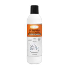 Classic's Medicated Pet Shampoo - Veterinary Treatment Against Ringworm, Mange, Lice, and Dry Skin